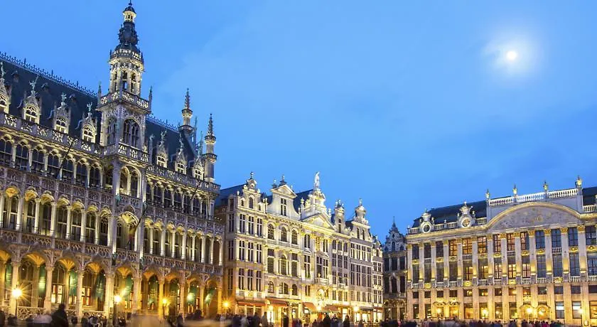 Catalonia Grand Place Bruselas Bélgica