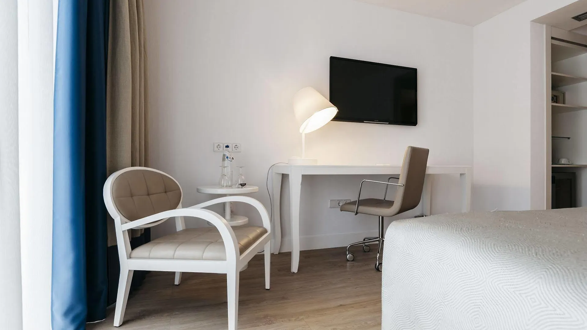Hotel Catalonia Grand Place Brussels